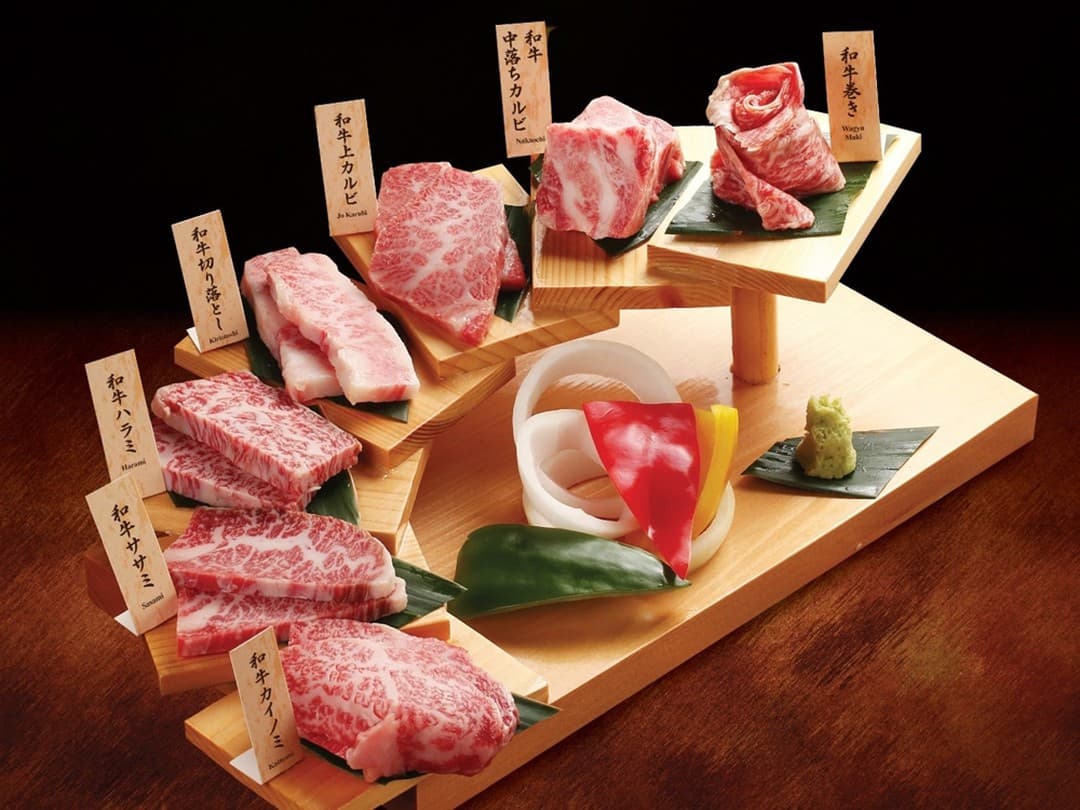 TẠI SAO THỊT BÒ KOBE LẠI CÓ GIÁ "NGÀN ĐÔ" TẠI CÁC NHÀ HÀNG?