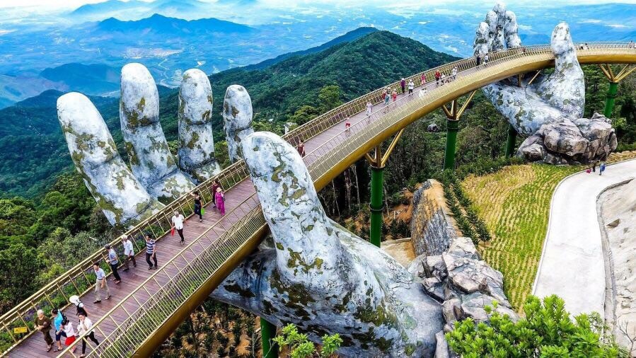 HÀNH TRÌNH DI SẢN MIỀN TRUNG ĐÀ NẴNG – HỘI AN – QUẢNG BÌNH – HUẾ